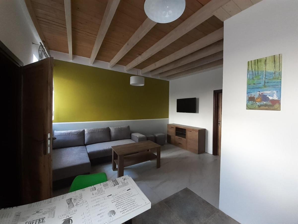 Apartamenty Roza Wiatrow Solec-Zdrój Eksteriør billede
